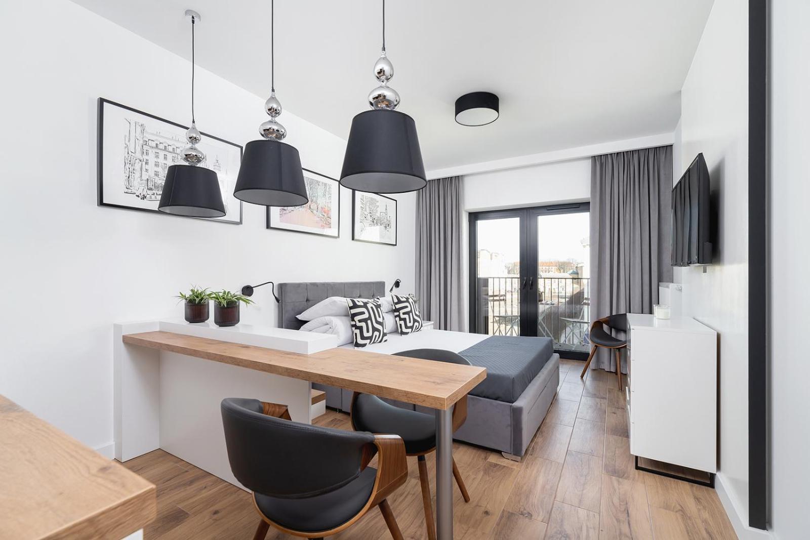 Cozy With A Balcony - Rajska 3 Street Apartment